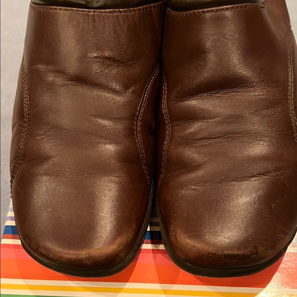 Women’s Brown Leather Shoes